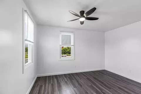 27 Hickory St, Springfield, MA 01105 photo 14