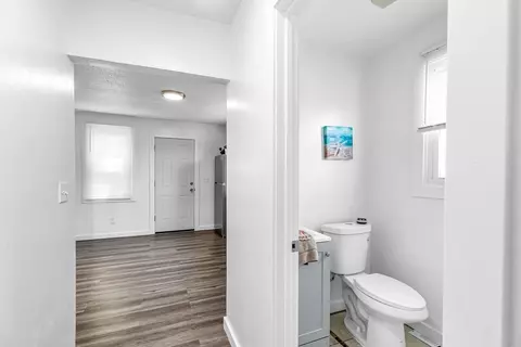 27 Hickory St, Springfield, MA 01105 photo 7