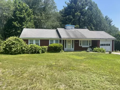 1154 High St, Westwood, MA 02090