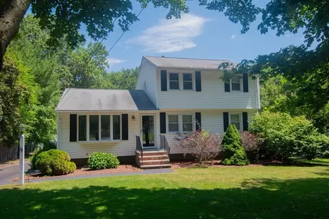 49 Shawsheen Ave, Wilmington, MA 01887