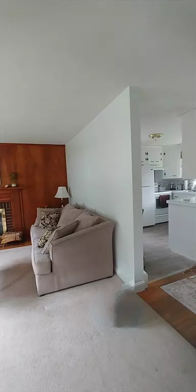 17 Pine Ridge Dr, Ayer, MA 01432 photo 7