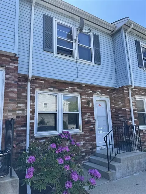 250 Congress Ave #9, Chelsea, MA 02150