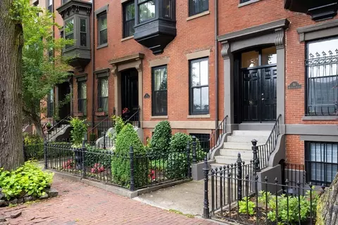 51 Worcester St #2, Boston, MA 02118