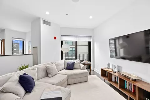 14 W Broadway #10D, Boston, MA 02127