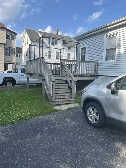 121 Kellogg St, Fall River, MA 02724 photo 17