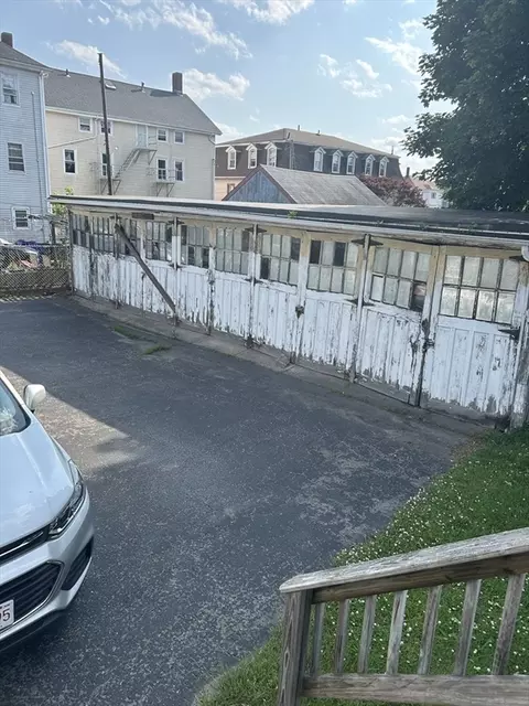 121 Kellogg St, Fall River, MA 02724 photo 16