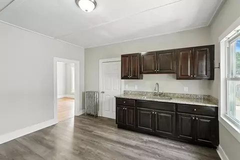 782 Sumner Ave, Springfield, MA 01108 photo 6