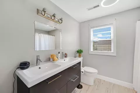 Bath - 45 Olney Ave, Springfield, MA 01119 photo 2 of 2