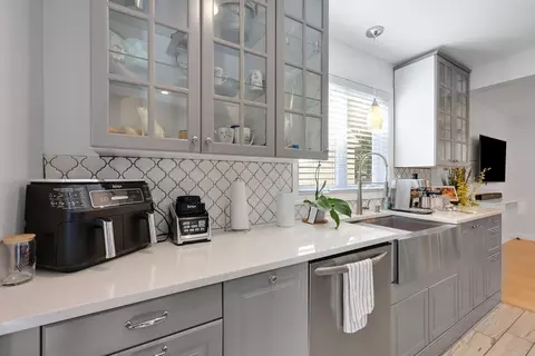 Kitchen - 45 Olney Ave, Springfield, MA 01119 photo 4 of 5