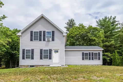 215 Main St, Townsend, MA 01469