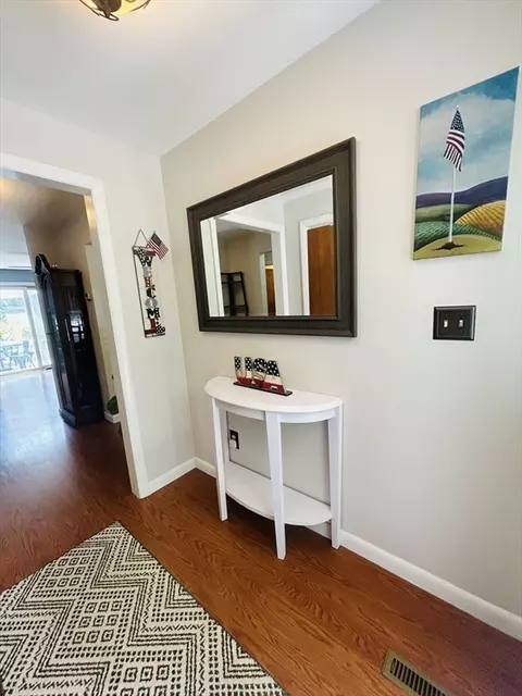 Entry Way - 90 Maple St, Douglas, MA 01516 photo 2 of 3