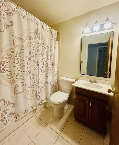 Bath - 90 Maple St, Douglas, MA 01516 photo 2 of 2