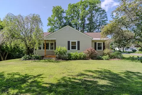 771 Bridge Rd, Northampton, MA 01060