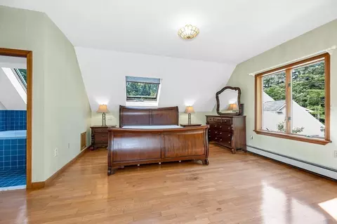 Bedroom - 8 Horseshoe Dr, Acton, MA 01720 photo 5 of 7