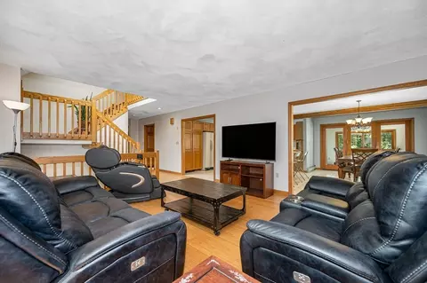 Living - 8 Horseshoe Dr, Acton, MA 01720 photo 2 of 4
