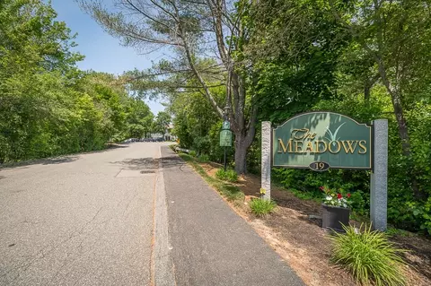 19 Garden St #107, Danvers, MA 01923