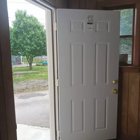 Entry Way - 14 Douglas Ct, Worcester, MA 01603 photo 1 of 1