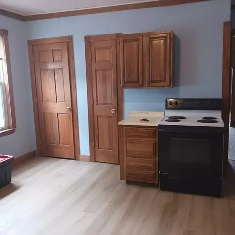 Kitchen - 14 Douglas Ct, Worcester, MA 01603 photo 2 of 3
