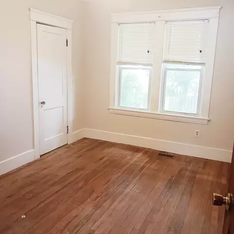 Bedroom - 14 Douglas Ct, Worcester, MA 01603 photo 4 of 5