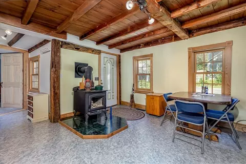 8 Smith St, Townsend, MA 01469 photo 5