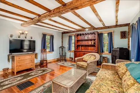 8 Smith St, Townsend, MA 01469 photo 12
