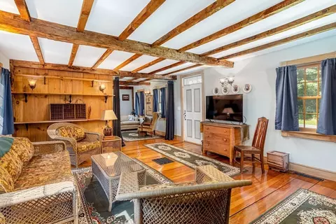 8 Smith St, Townsend, MA 01469 photo 11