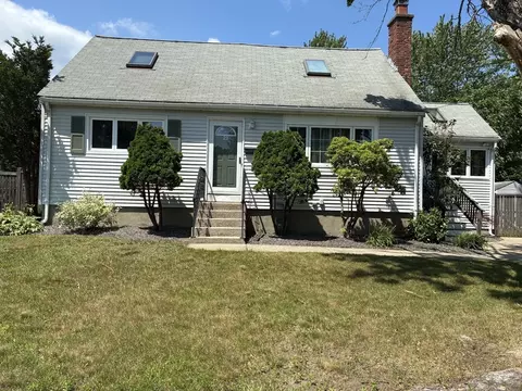 23 Wellington Dr, Hudson, MA 01749