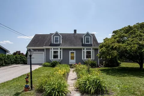 329 Read St, Somerset, MA 02726