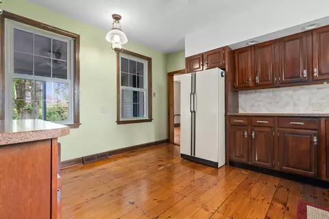 Kitchen - 7 Martin St, Danvers, MA 01923 photo 1 of 2
