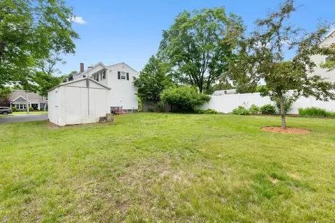 Exterior - 7 Martin St, Danvers, MA 01923 photo 8 of 10