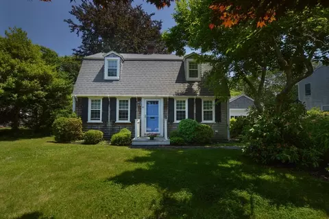 110 Teaticket Path, Teaticket, MA 02536