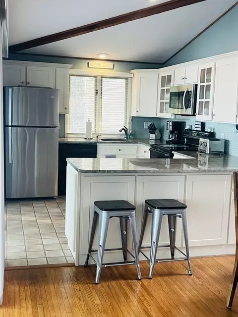 233 Hooppole Rd, Mashpee, MA 02649 photo 14