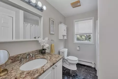 8 Adelaide Cir, Worcester, MA 01606 photo 31