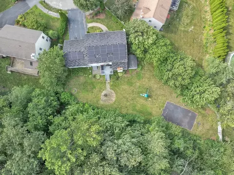 8 Adelaide Cir, Worcester, MA 01606 photo 6