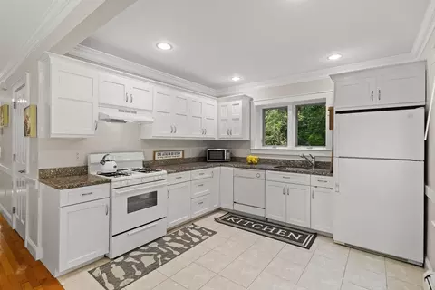152 Algonquin, Mashpee, MA 02649 photo 11