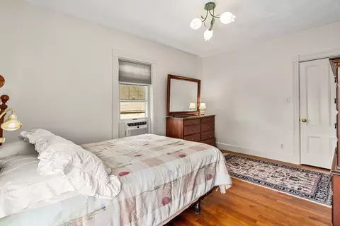 Bedroom - 25 Autumn St, Everett, MA 02149 photo 5 of 5