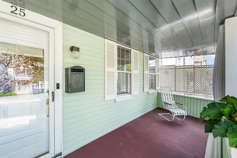 Exterior - 25 Autumn St, Everett, MA 02149 photo 8 of 9
