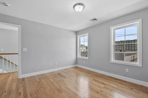 119 Tripp St, Fall River, MA 02724 photo 23