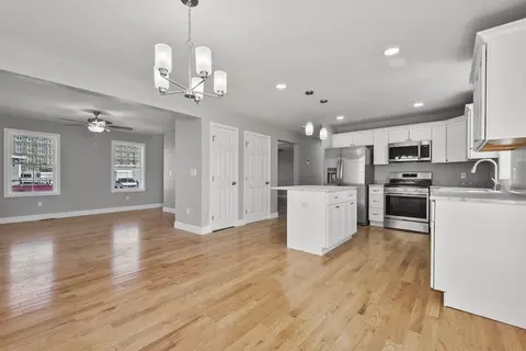 119 Tripp St, Fall River, MA 02724 photo 7