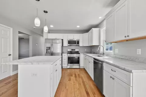 119 Tripp St, Fall River, MA 02724 photo 6
