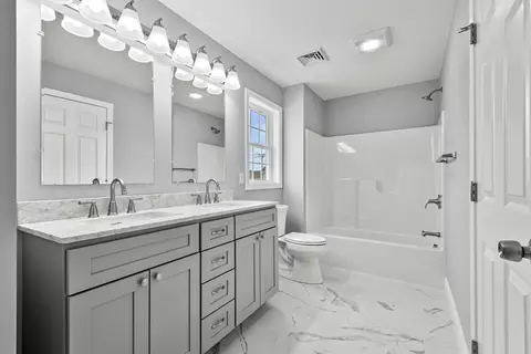 218 Tuttle St, Fall River, MA 02724 photo 17