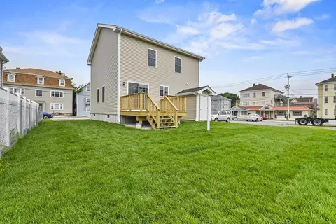 218 Tuttle St, Fall River, MA 02724 photo 3
