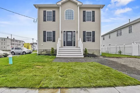 218 Tuttle St, Fall River, MA 02724