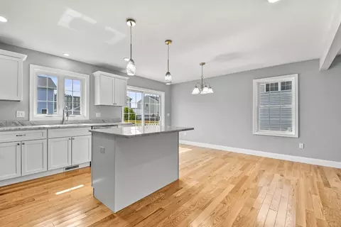 218 Tuttle St, Fall River, MA 02724 photo 8