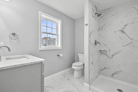 218 Tuttle St, Fall River, MA 02724 photo 26