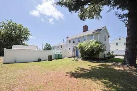 137 High St, Danvers, MA 01923