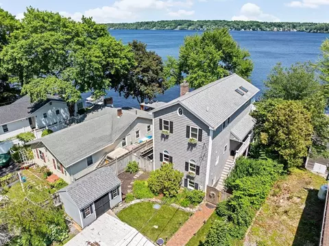 19 Hilltop Acres Dr, Lakeville, MA 02347