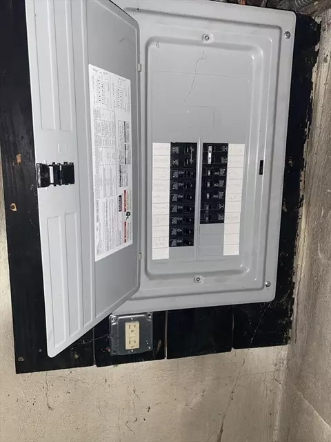 Other - 107 Rollins St, Springfield, MA 01109 photo 1 of 2