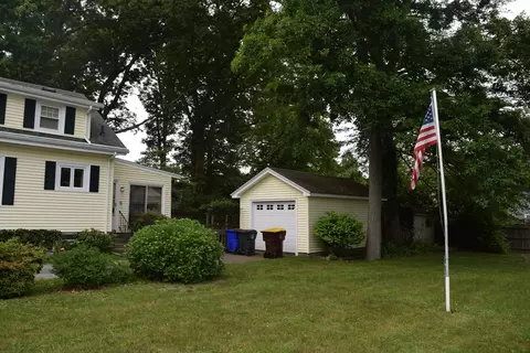 959 Ray St, Fall River, MA 02720 photo 5