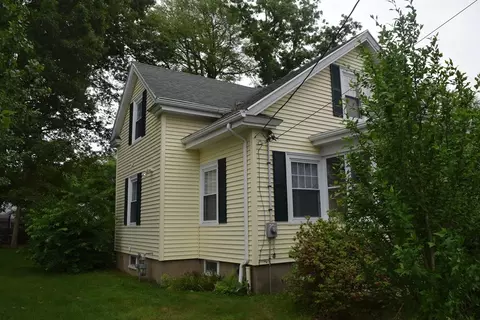 959 Ray St, Fall River, MA 02720 photo 4